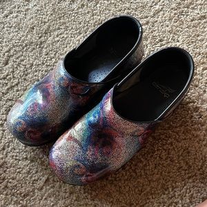 dansko clogs size 39